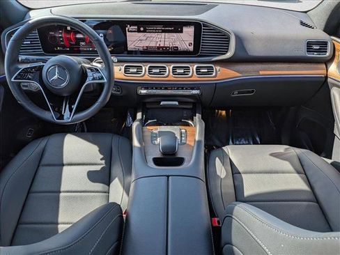 Certified 2025 Mercedes-Benz GLE 450 GLE 450 image 18