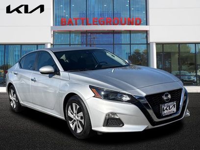 Used 2022 Nissan Altima 2.5 S