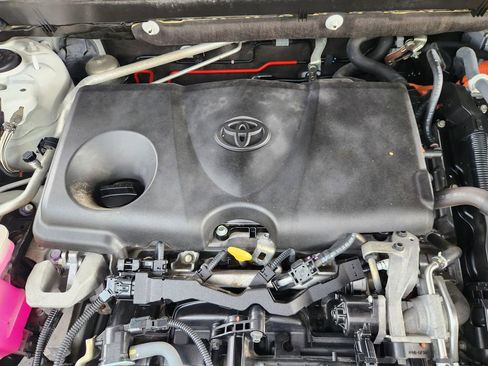 Used 2020 Toyota RAV4 Limited AWD/4WD image 32