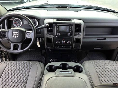 Used 2013 RAM 2500 Tradesman w/ Chrome Appearance Group AWD/4WD image 29