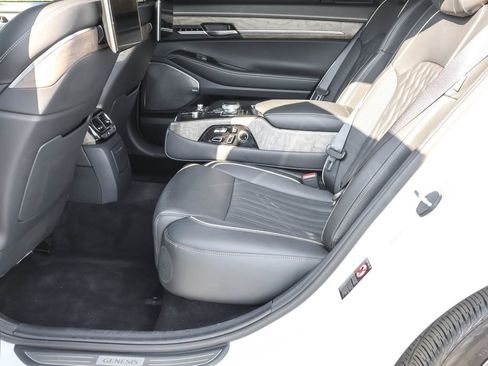 Used 2020 Genesis G90 5.0 Ultimate image 35