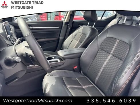 Used 2024 Nissan Altima 2.5 SR FWD image 7