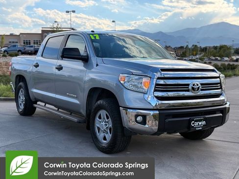 Used 2017 Toyota Tundra SR5 w/ SR5 Upgrade Package RWD image 1