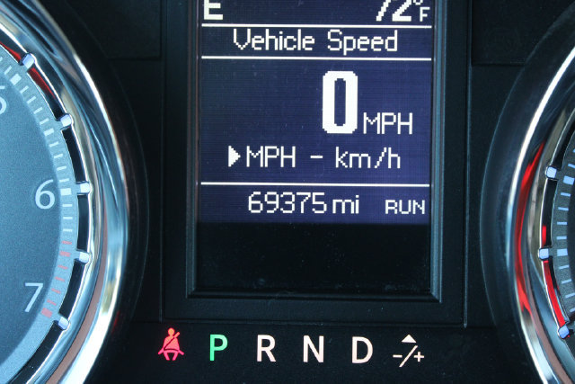 Used 2016 Chrysler Town & Country Touring FWD image 24