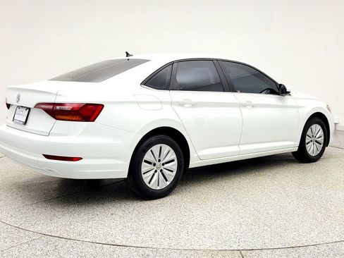 Used 2019 Volkswagen Jetta SE image 5