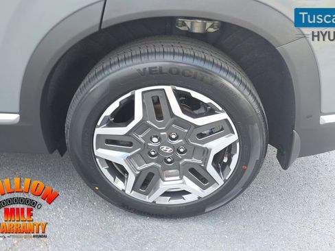 Used 2023 Hyundai Santa Fe Limited FWD image 11