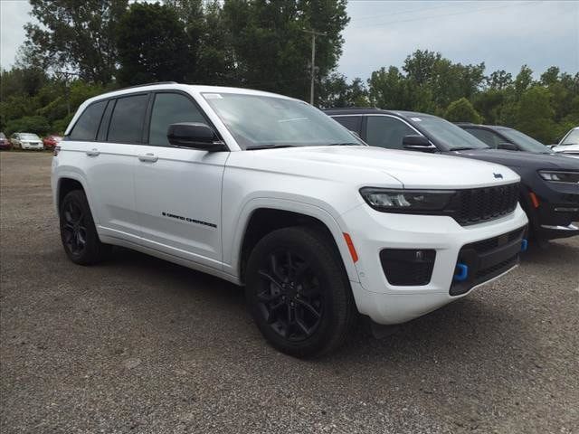 New 2024 Jeep Grand Cherokee Limited 4xe AWD/4WD image 3
