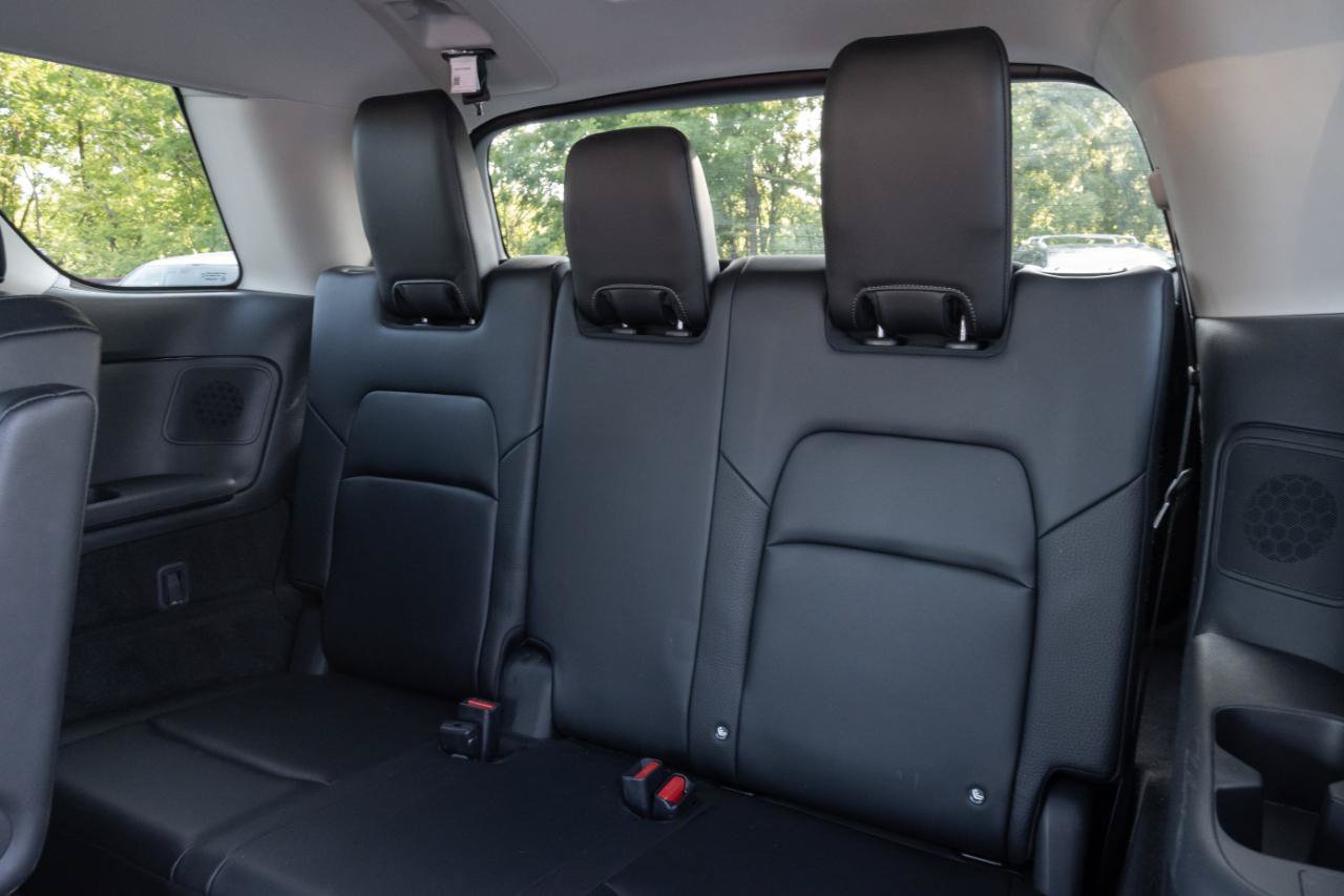 Used 2023 Nissan Pathfinder SL w/ SL Premium Package AWD/4WD image 17