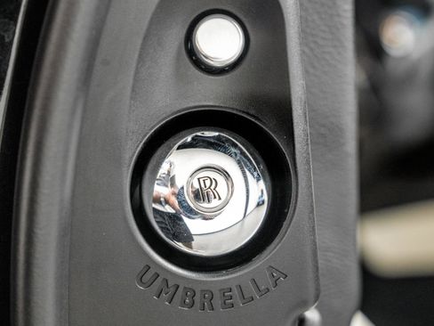 Used 2014 Rolls-Royce Ghost image 26