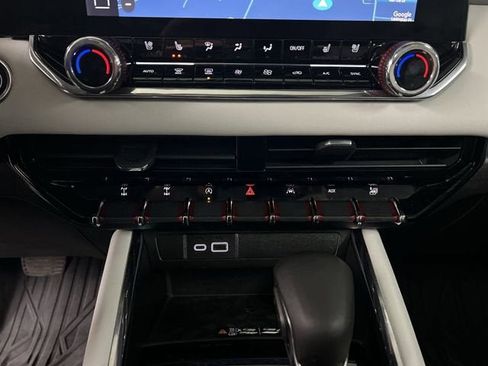 Certified 2024 GMC Canyon AT4X AWD/4WD image 18
