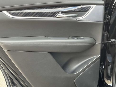 Certified 2024 Cadillac XT6 Premium Luxury w/ Technology Package image 22