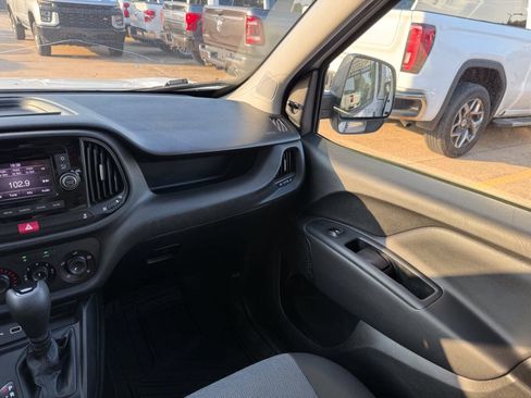 Used 2021 RAM ProMaster City Tradesman FWD image 17