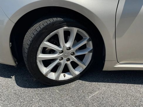 Used 2013 Toyota Avalon XLE Touring FWD image 20