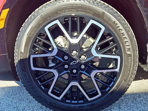 Used 2023 Chevrolet Blazer RS w/ Driver Confidence II Package AWD/4WD image 9