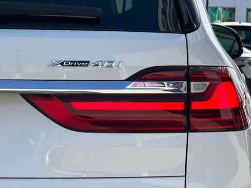 Certified 2022 BMW X7 xDrive40i w/ Executive Package image 12