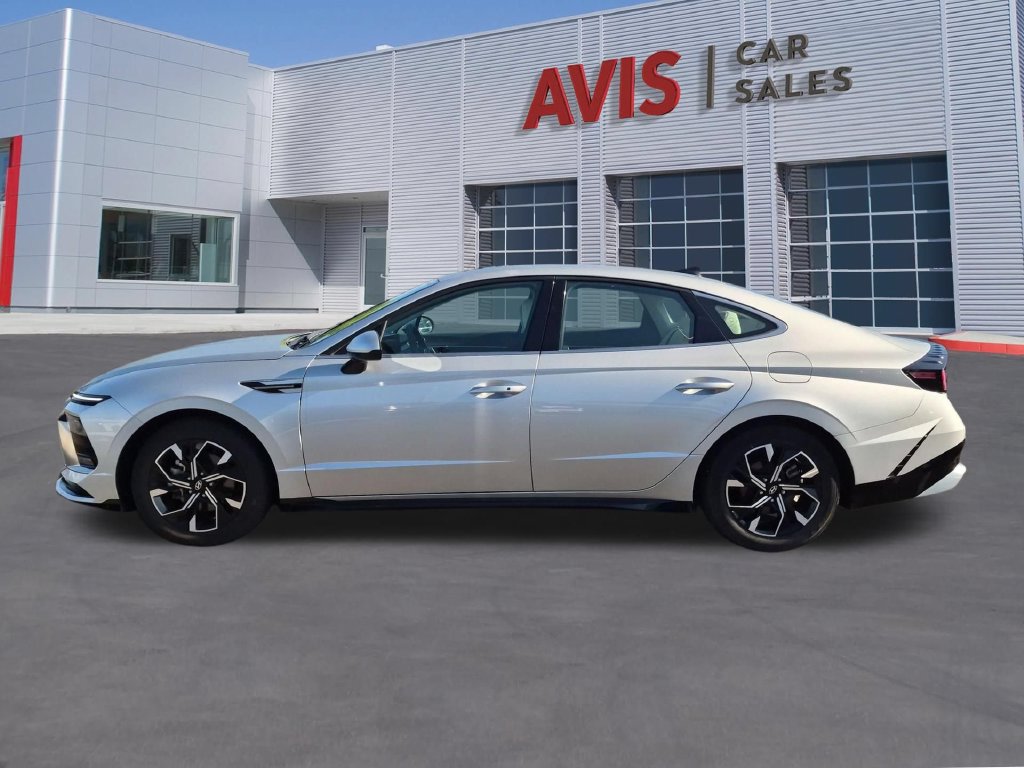 Used 2025 Hyundai Sonata SEL FWD image 10