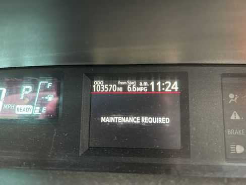 Used 2014 Toyota Prius C One image 5