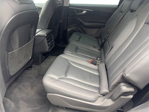 Used 2022 Audi Q7 2.0T Premium Plus w/ Premium Plus Package image 34