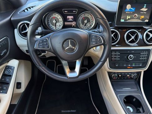 Used 2016 Mercedes-Benz CLA 250 image 16