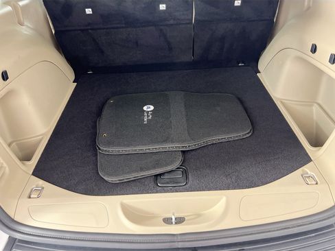 Used 2022 Jeep Grand Cherokee Laredo E image 24