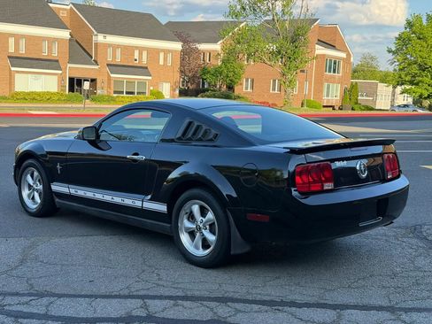 Used 2007 Ford Mustang Coupe RWD image 4
