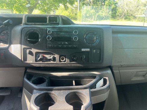 Used 2012 Ford E-150 and Econoline 150 w/ PWR Group RWD image 16