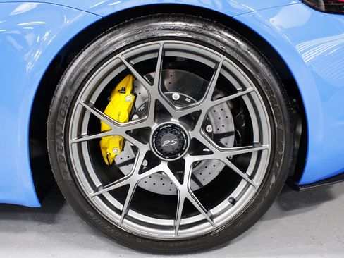 Certified 2025 Porsche 718 Cayman GT4 RS w/ Weissach Package image 12