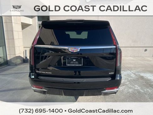 Certified 2023 Cadillac Escalade Premium Luxury image 3