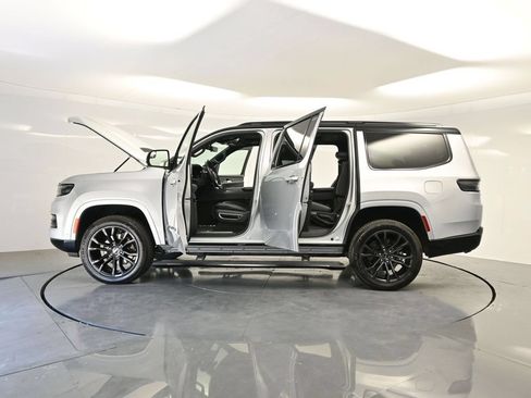Used 2024 Jeep Grand Wagoneer Series II w/ Quick Order Packagew 28T AWD/4WD image 47