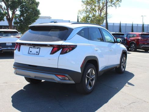 New 2026 Hyundai Tucson SEL image 7