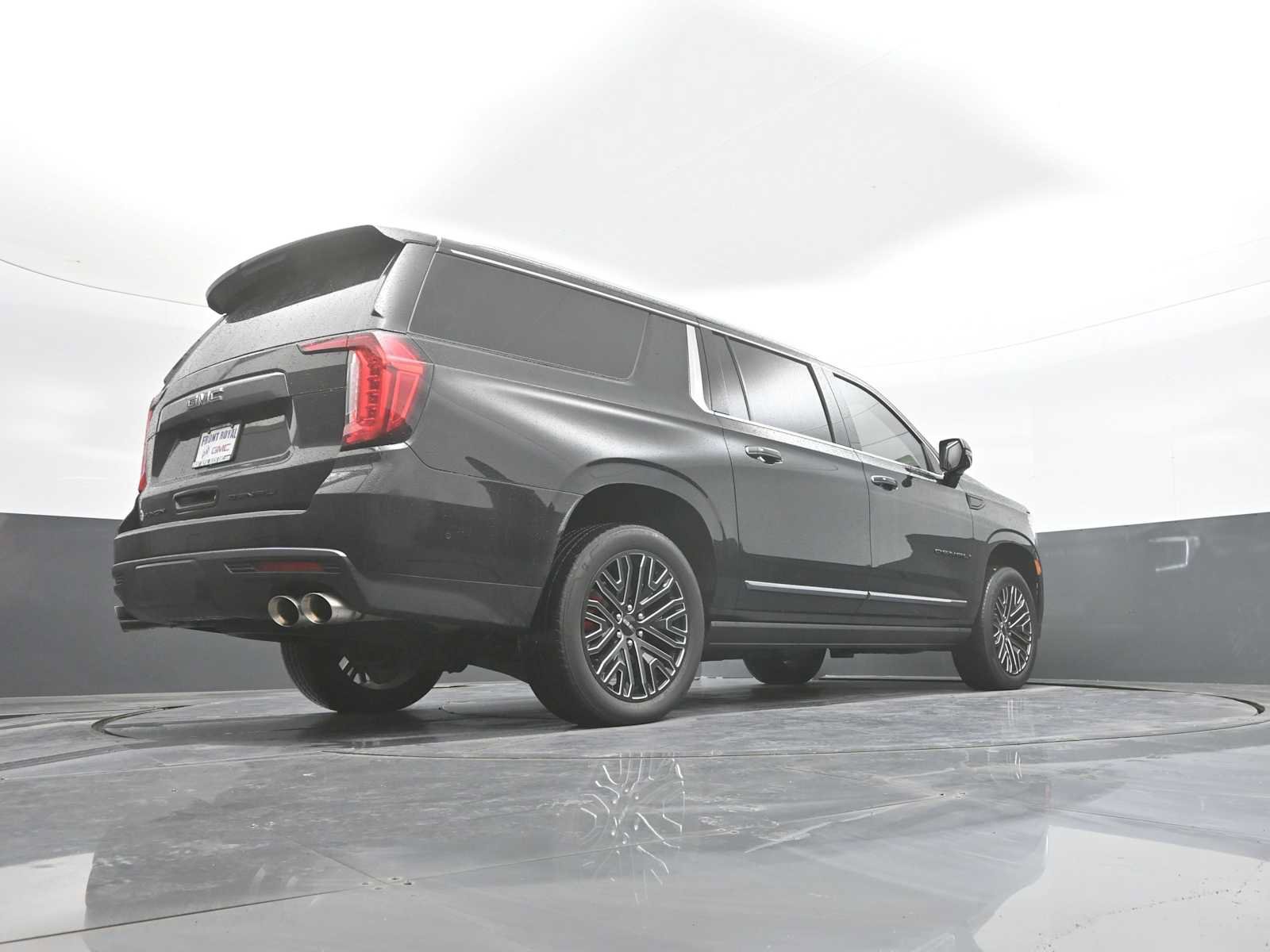 Used 2023 GMC Yukon XL Denali Ultimate AWD/4WD image 58