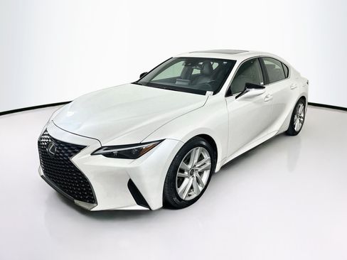 Used 2023 Lexus IS 300 w/ Comfort Package RWD image 3