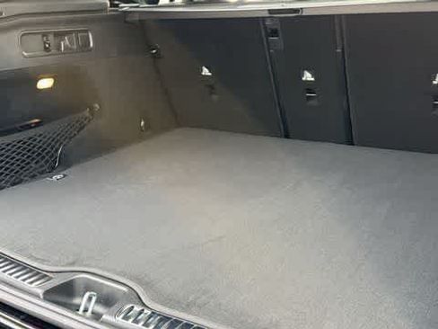 Certified 2026 Mercedes-Benz GLC 300 4MATIC image 33