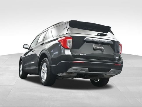 Used 2024 Ford Explorer XLT w/ Equipment Group 202A AWD/4WD image 25