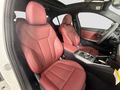 New 2026 BMW 330i Sedan w/ M Sport Package RWD image 28