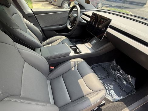Used 2025 Tesla Model 3 RWD image 22