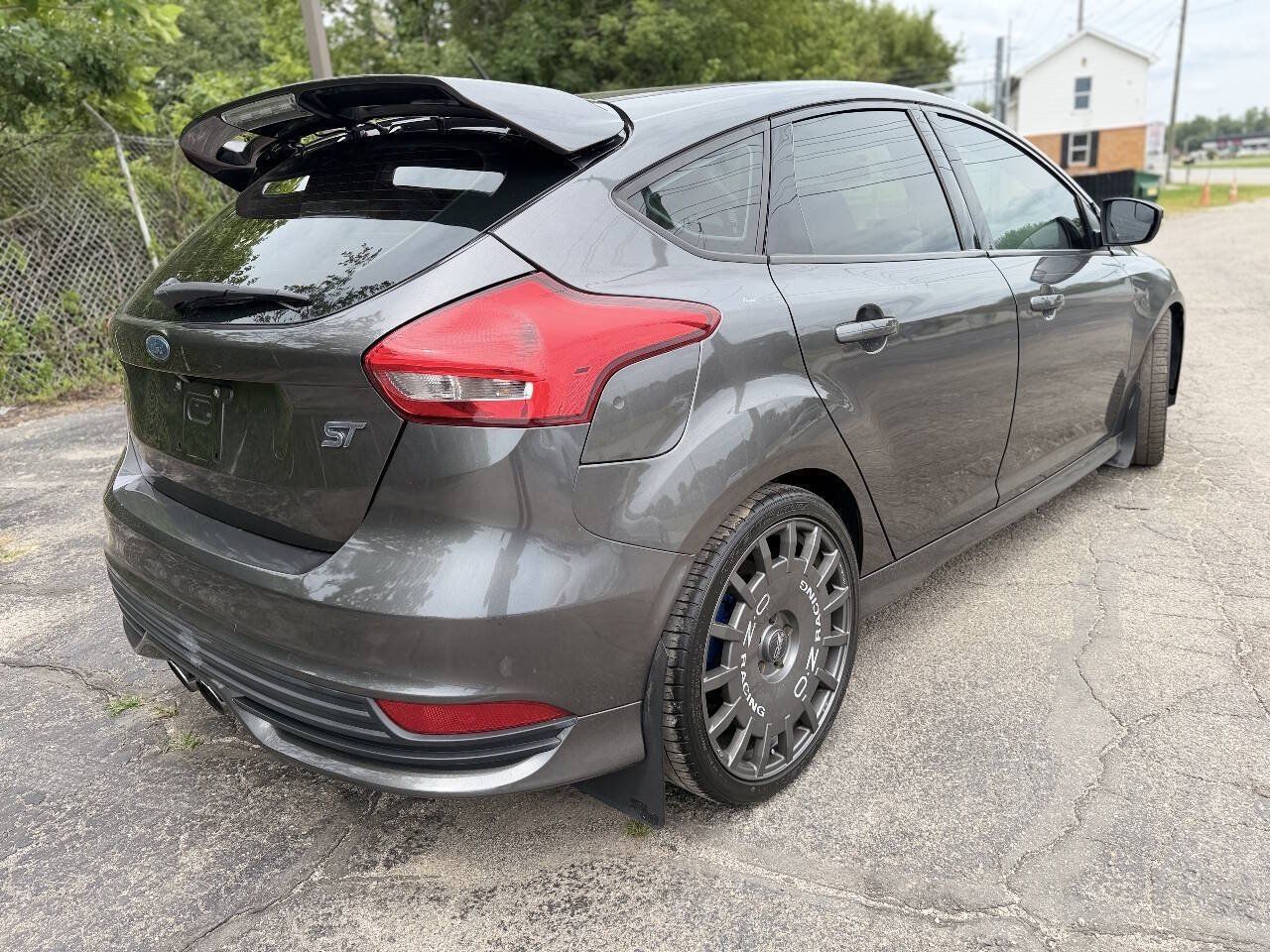 Used 2015 Ford Focus ST FWD image 3