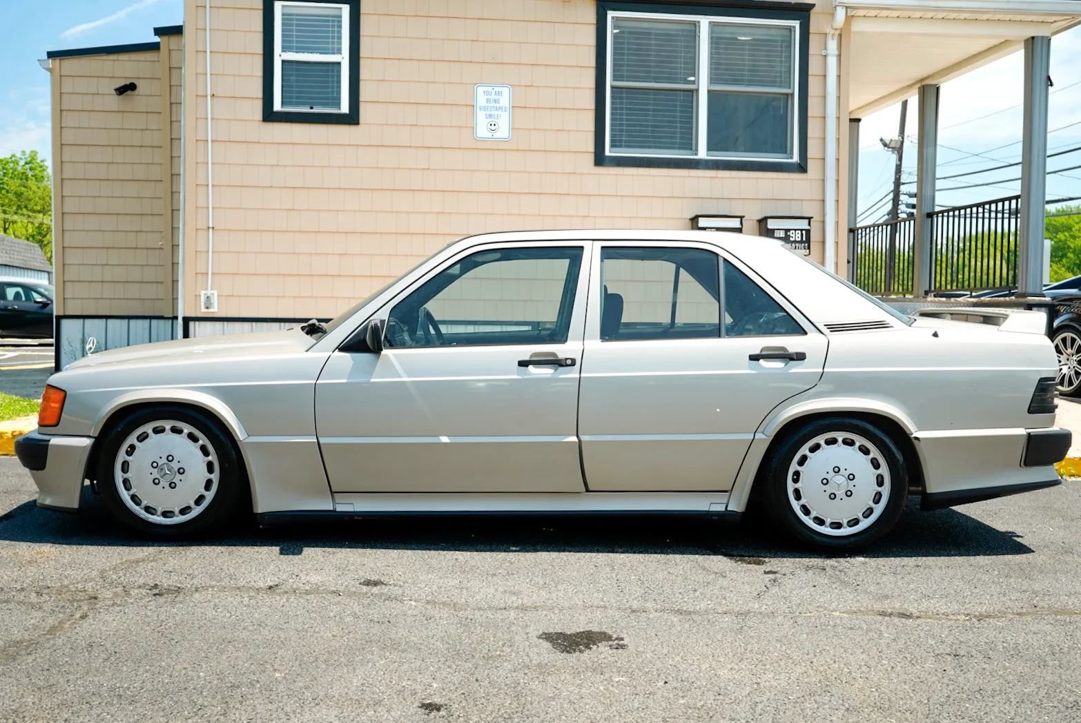 Used 1987 Mercedes-Benz 190 E 2.3-16 image 8