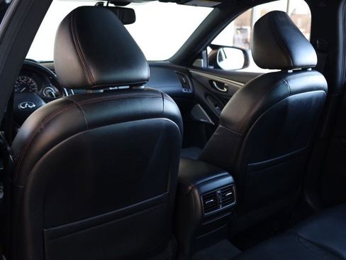 Used 2018 INFINITI Q50 Red Sport 400 w/ Sensory Package (Sport) image 17