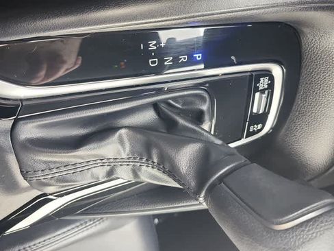 Used 2025 Toyota Corolla XSE FWD image 18