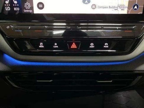 Used 2024 Volkswagen ID.4 2WD image 51