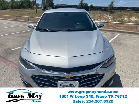 Used 2020 Chevrolet Malibu LT FWD image 11