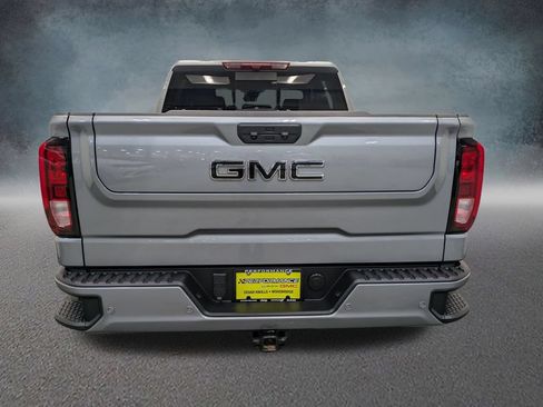 Used 2024 GMC Sierra 1500 Elevation w/ Elevation Premium Package AWD/4WD image 5