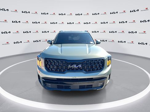 Certified 2024 Kia Telluride SX Prestige X-Line image 3