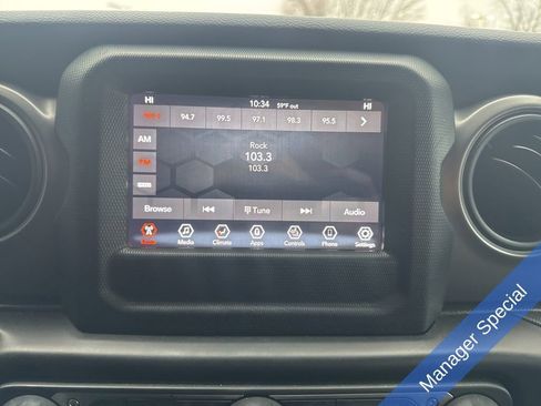 Used 2022 Jeep Wrangler Willys image 28