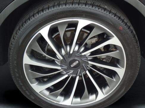 Used 2020 Lincoln Aviator Reserve w/ Equipment Group 202A AWD/4WD image 9
