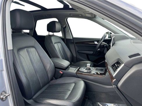 Used 2019 Audi Q5 2.0T Premium Plus w/ Premium Plus Package image 45