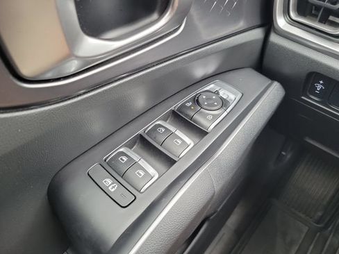 Certified 2024 Kia Sorento S FWD image 31