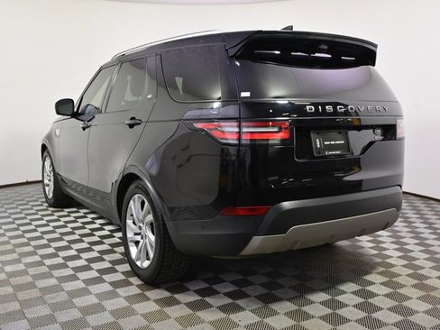 Used 2017 Land Rover Discovery HSE image 4
