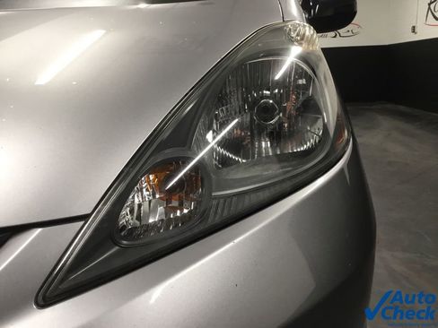 Used 2010 Honda Fit image 15
